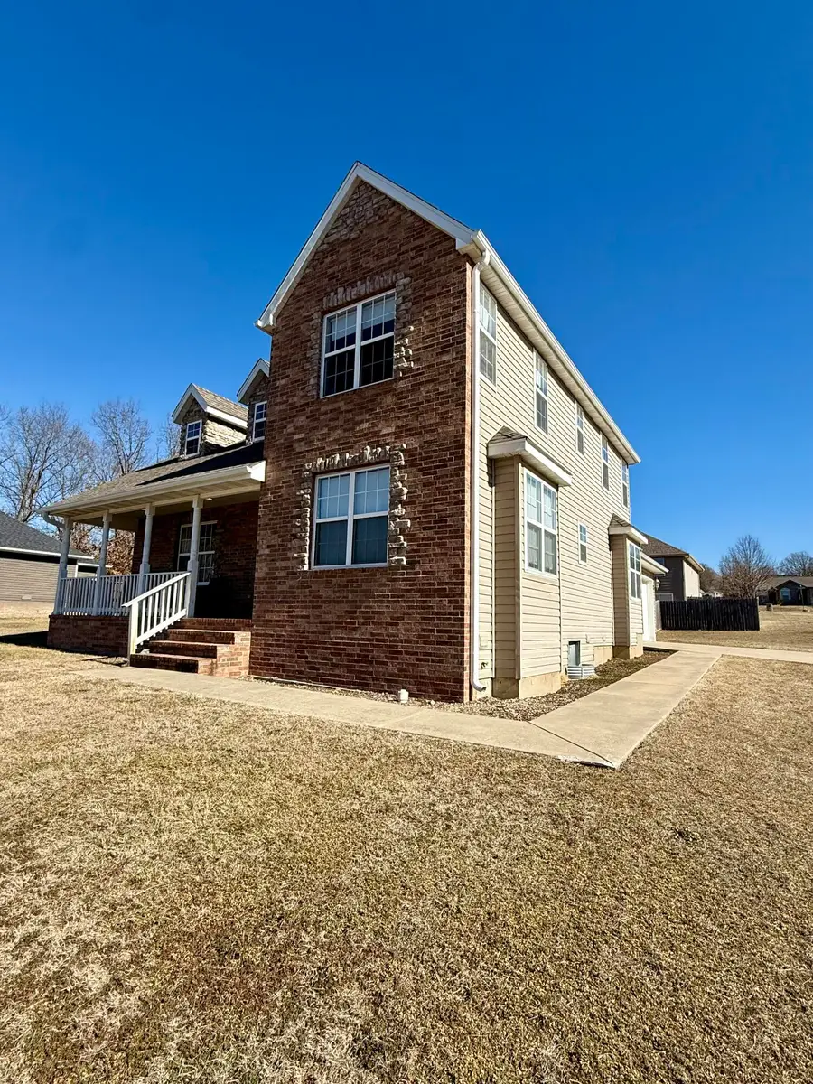 1520 Lacy Springs Drive, Marshfield, MO 65706 - #3