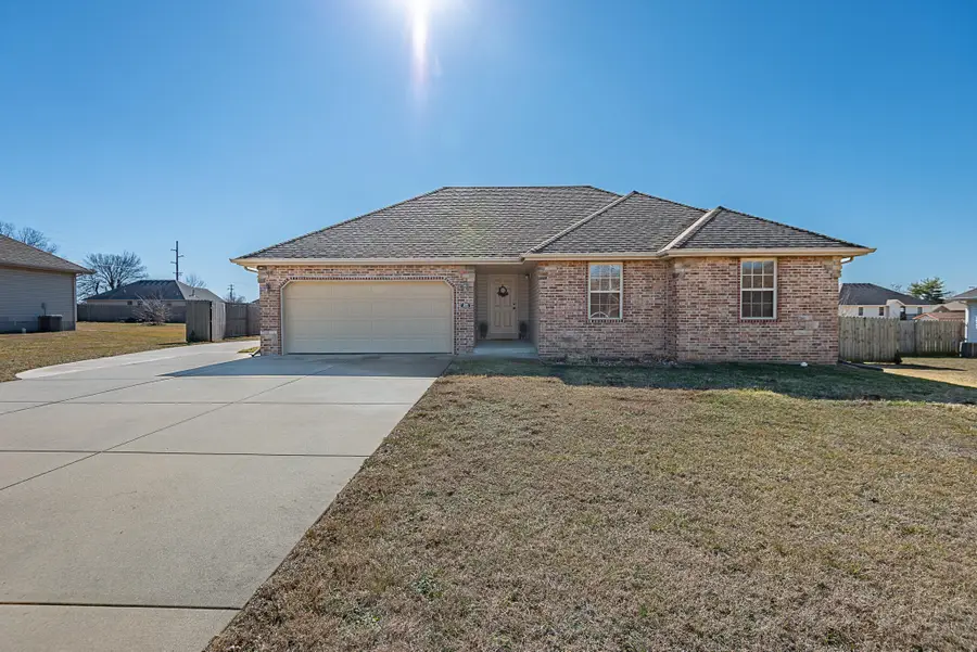 204 Eagle Lane, Willard, MO 65781 - #2