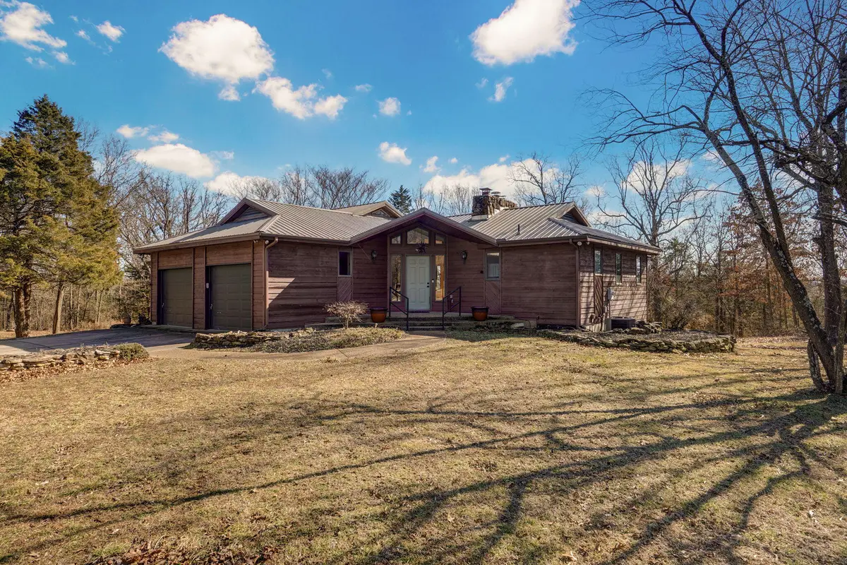 1807 Highway 32, North Benton, MO 65663 - #1