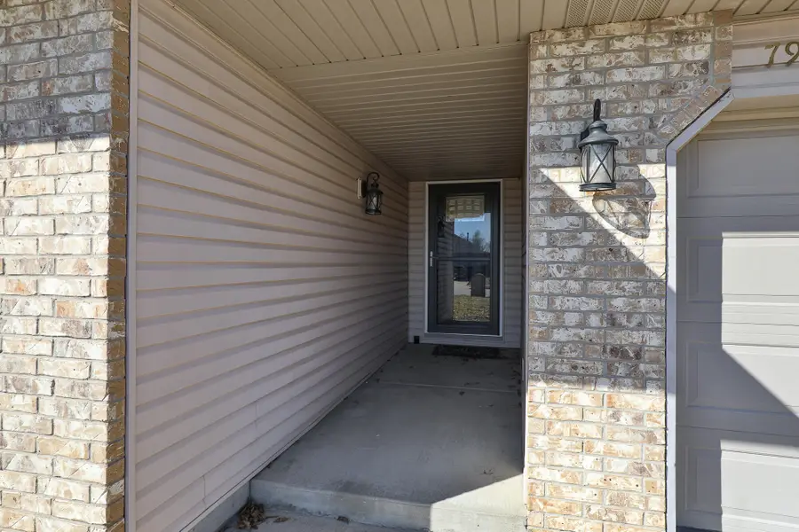 795 S Natalie Avenue, Springfield, MO 65802 - #3