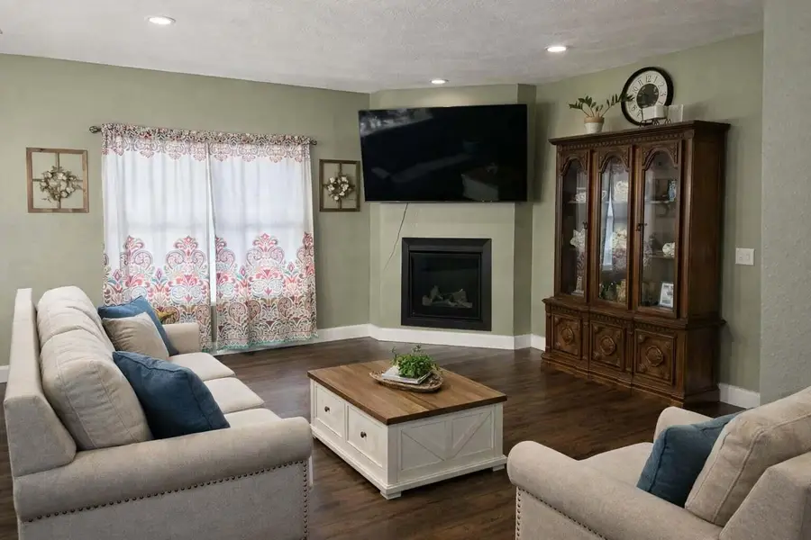 516 James Street, Billings, MO 65610 - #2