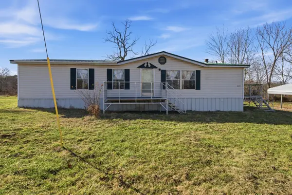 2571 State Route U, Willow Springs, MO 65793