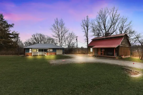 1992 S Ash Street, Buffalo, MO 65622