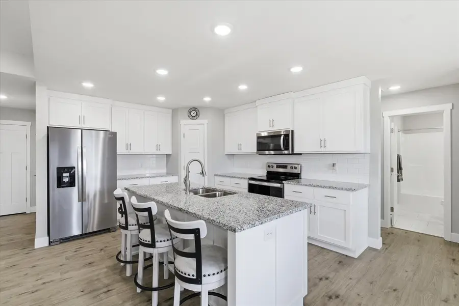 1167 S Gettysburg Loop, Republic, MO 65738 - #2