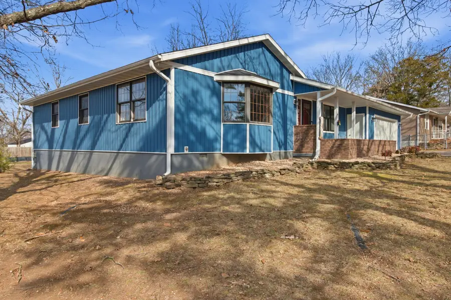 814 Parkview Drive, Hollister, MO 65672 - #3