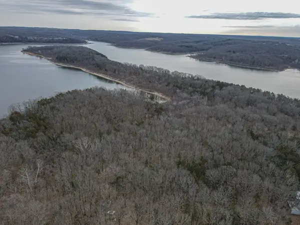 24591 County Road 311, Pittsburg, MO 65724