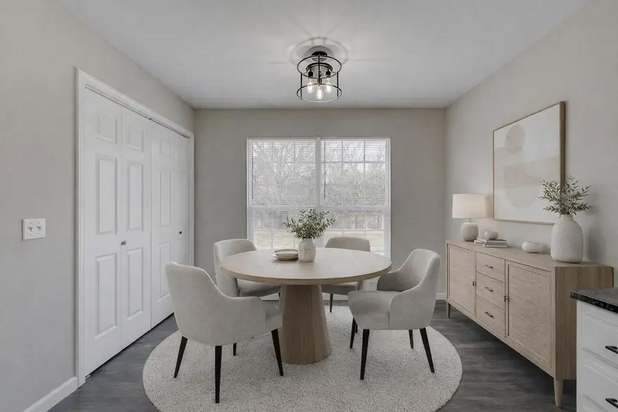 330 N Tyler Avenue, Joplin, MO 64801 - #3