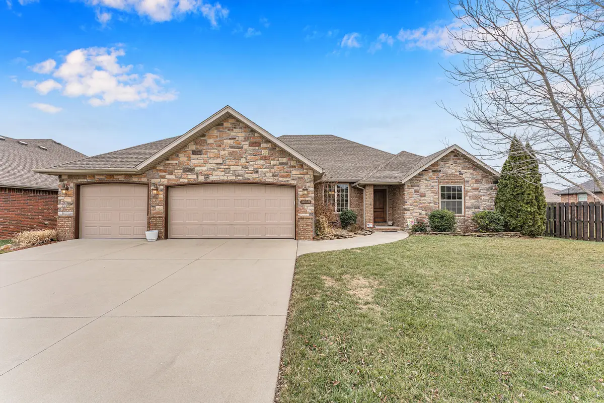 1058 S Henry Avenue, Republic, MO 65738 - #1