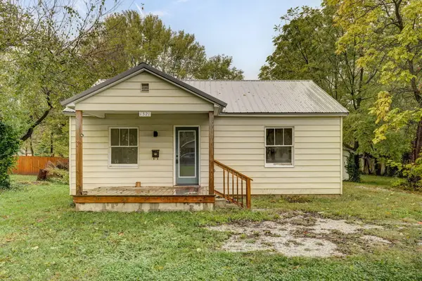1321 N Wabash Avenue, Springfield, MO 65802