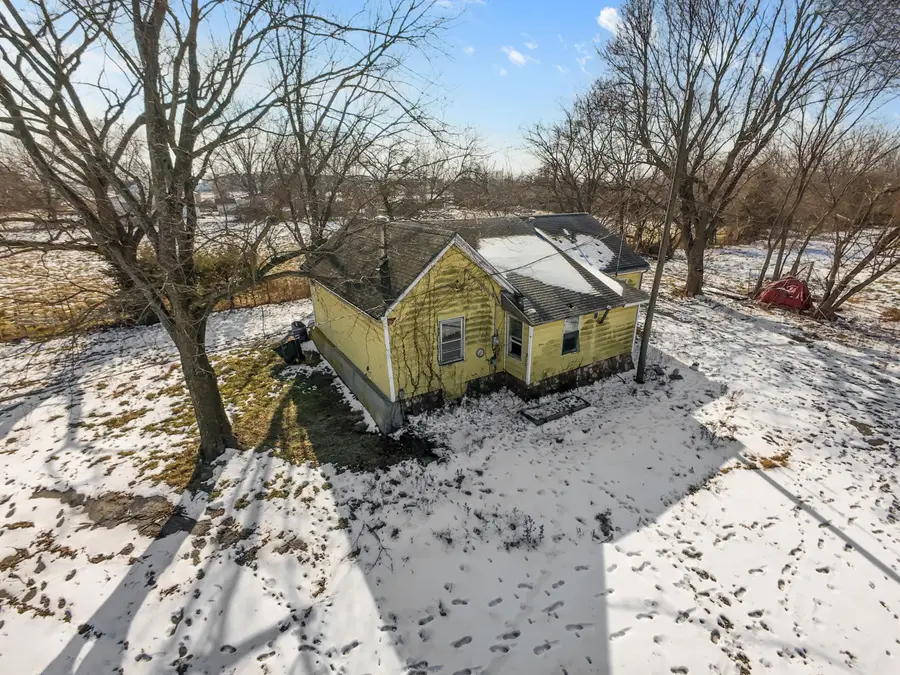 3107 N Neergard Avenue, Springfield, MO 65803 - #3