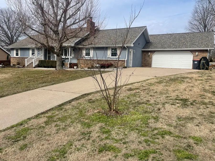 803 Hickory Street, Cassville, MO 65625 - #2