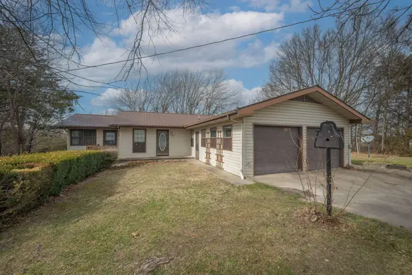 18008 State Highway 76, Cassville, MO 65625