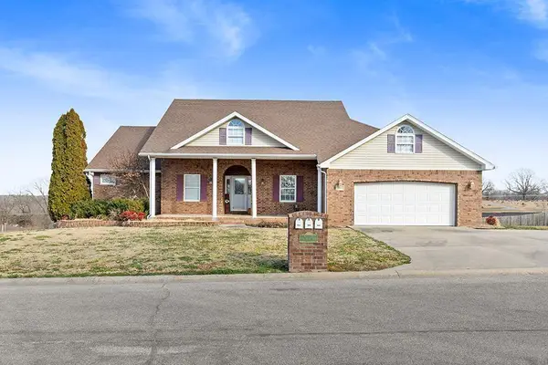 1301 Fox Ridge Lane, Neosho, MO 64850