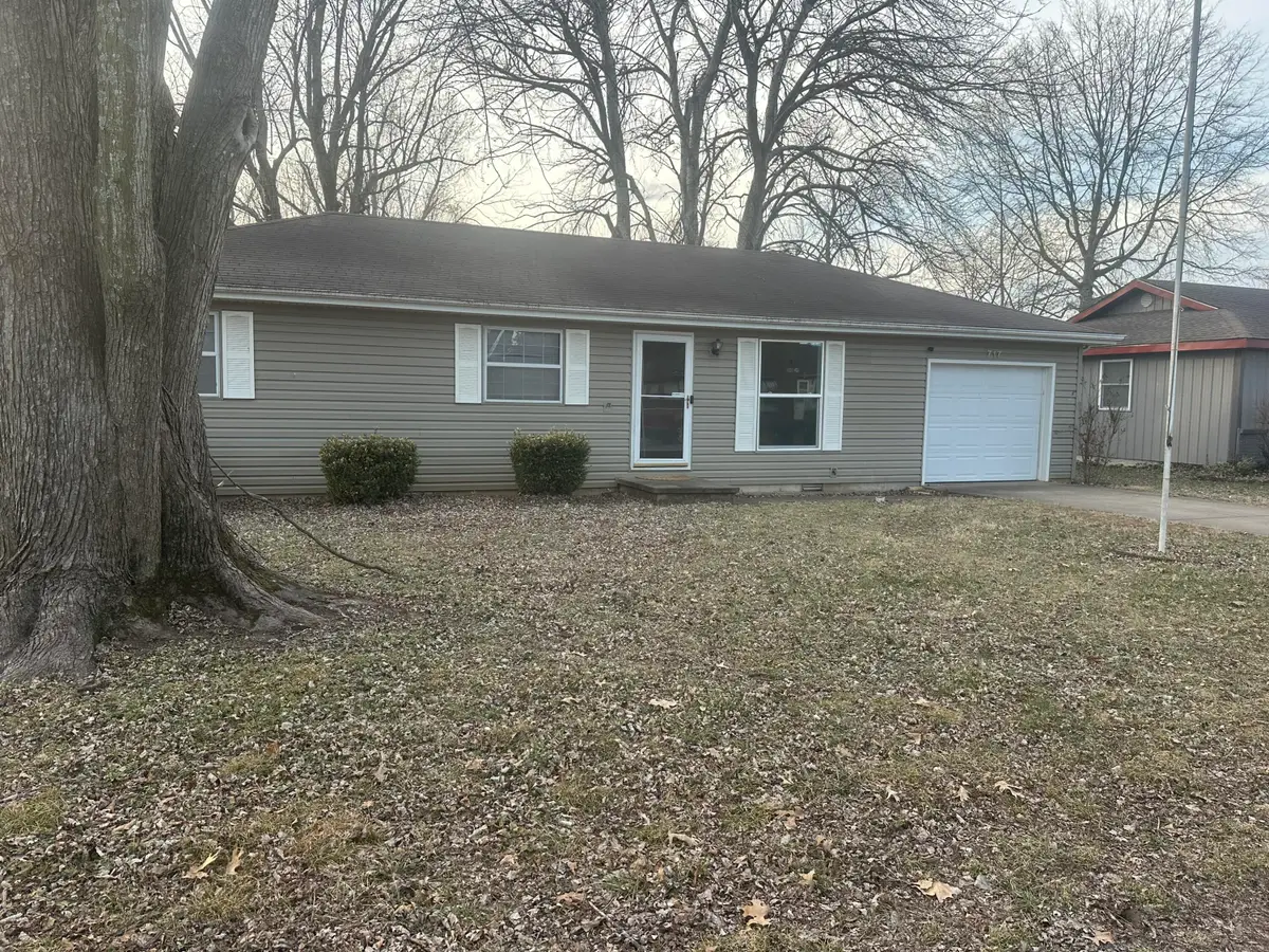 717 Hillcrest Avenue, Nixa, MO 65714 - #1