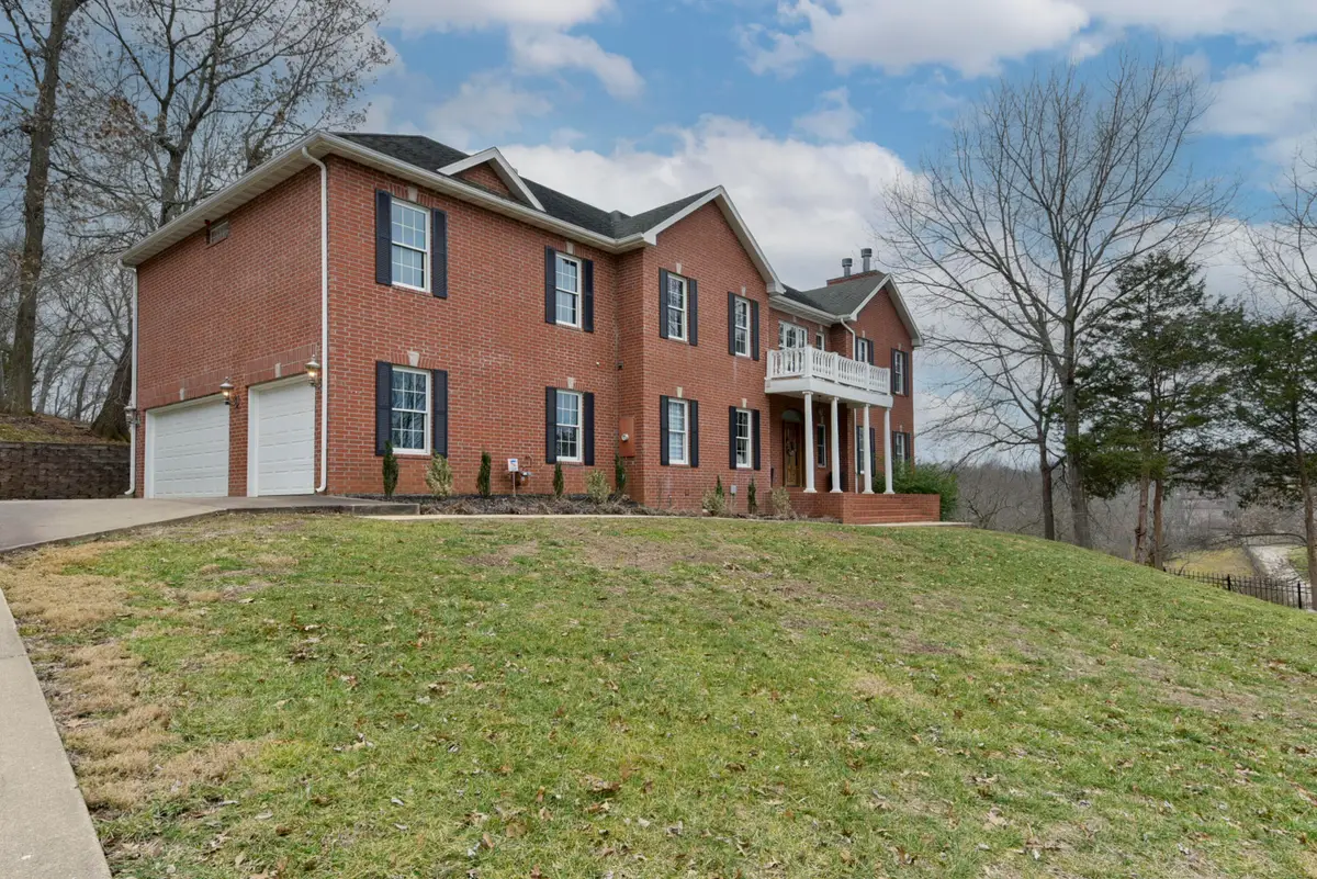 1658 W Caleb Court, Springfield, MO 65810 - #1