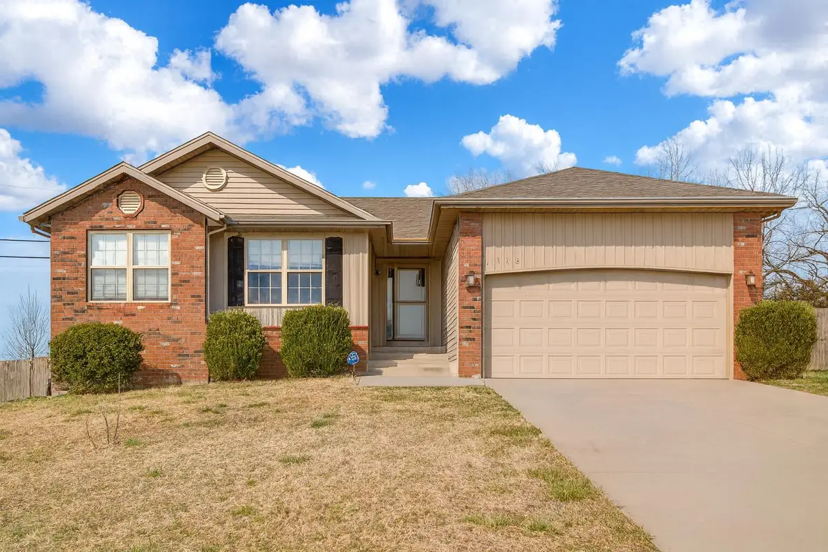 1201 W Robin Street, Ozark, MO 65721 - #1