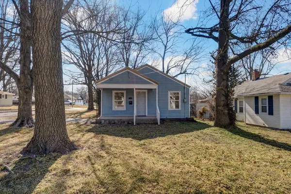 800 W Della Street, Springfield, MO 65803