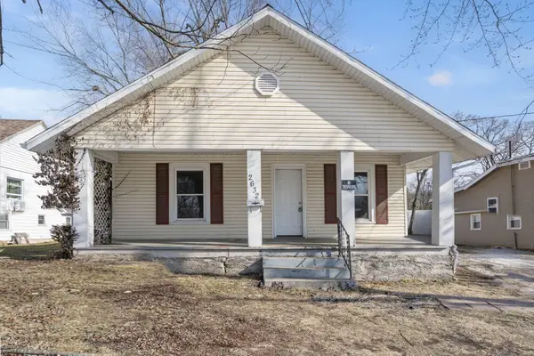 2632 N Kellett Avenue, Springfield, MO 65803