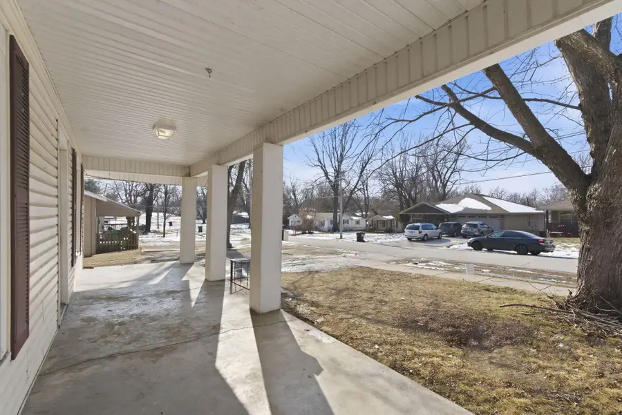 2632 N Kellett Avenue, Springfield, MO 65803 - #3
