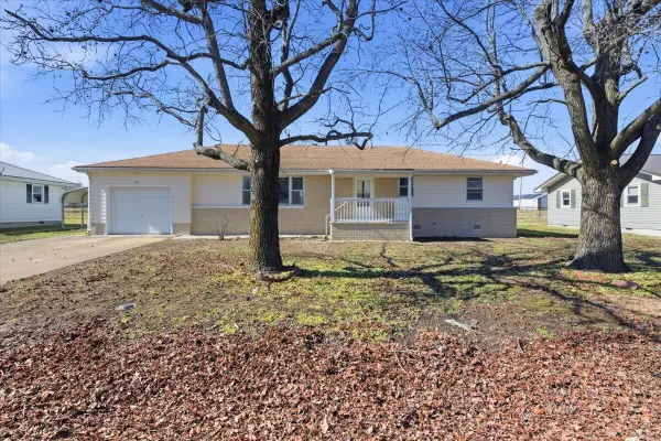 641 S Hickory Street, Buffalo, MO 65622