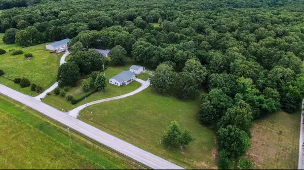 13343 W Hwy Z Highway W, Stockton, MO 65785