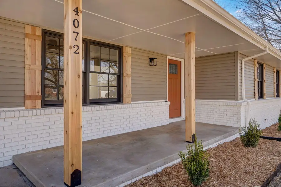 4072 W Magnolia Drive, Battlefield, MO 65619 - #2