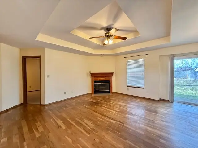 2455 W Roxbury Street, Springfield, MO 65807 - #2