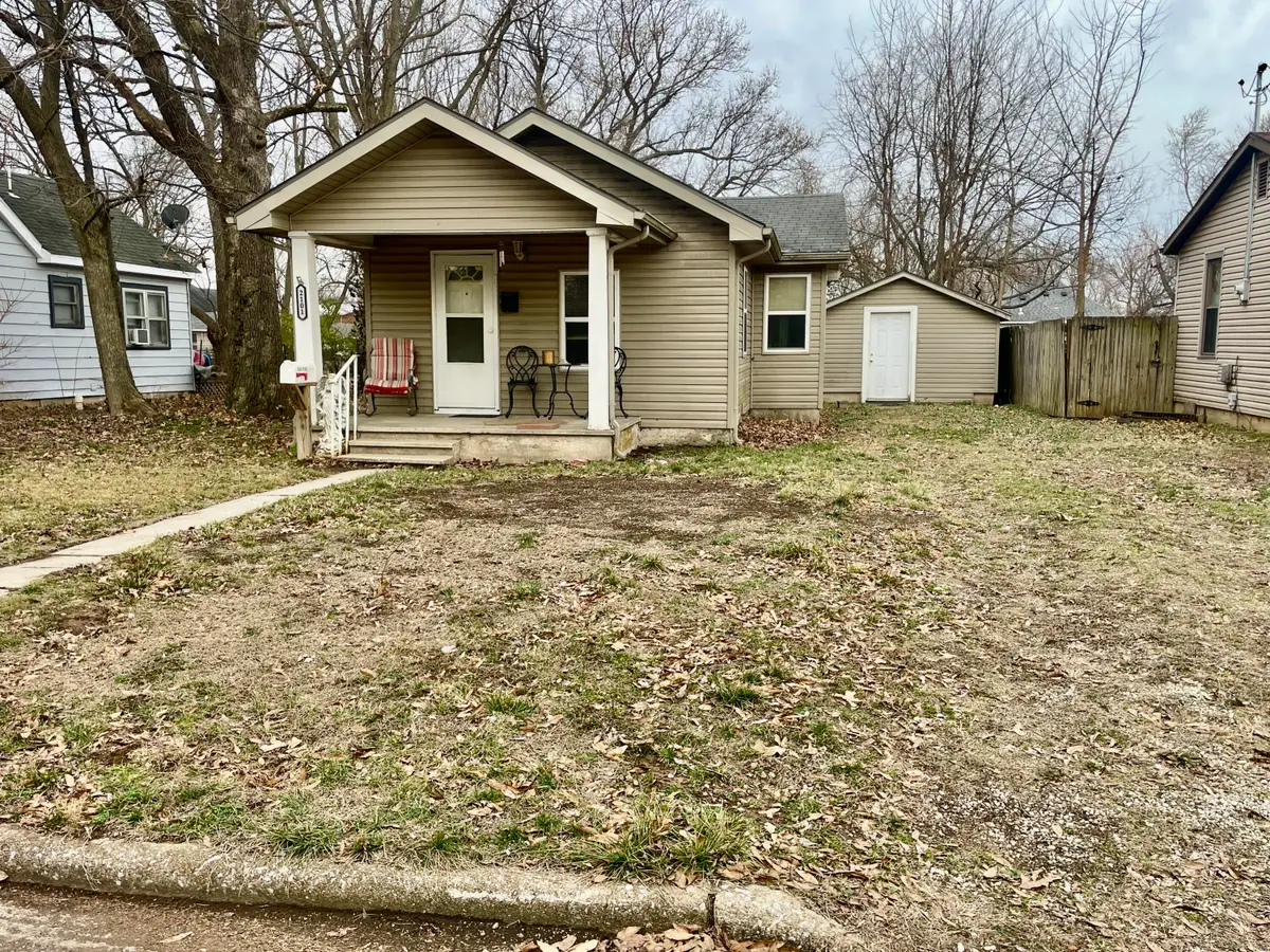 2101 N Grace Avenue, Springfield, MO 65803 - #1
