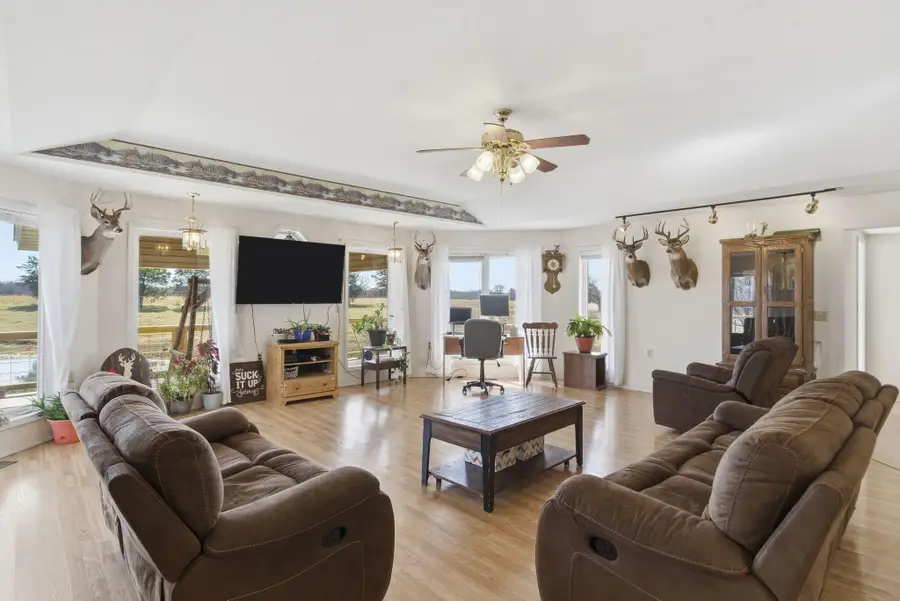 7449 Farm Road #2280, Seligman, MO 65745 - #3