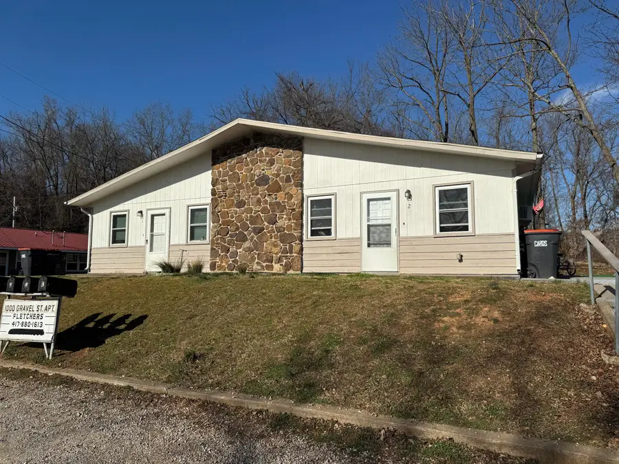 1000 Gravel Street, Cassville, MO 65625 - #2