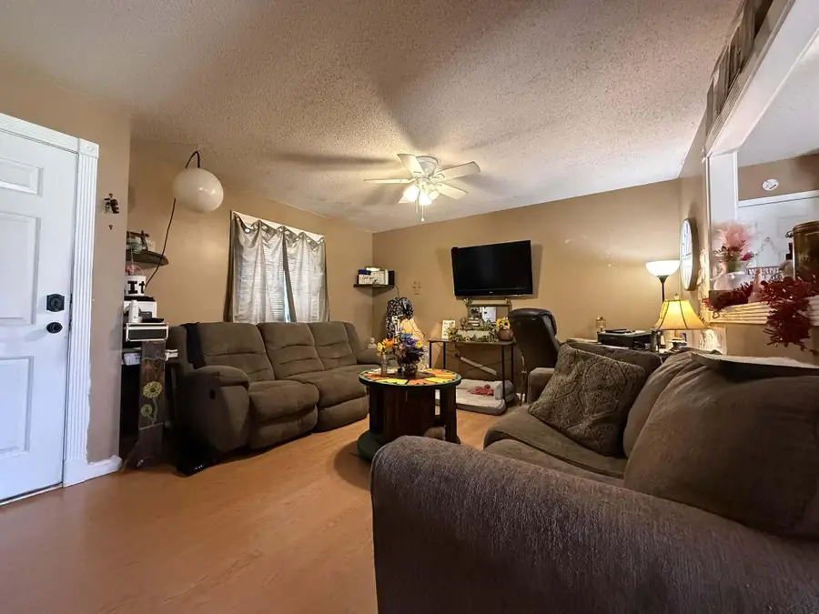 109 N Allen Avenue, Republic, MO 65738 - #3