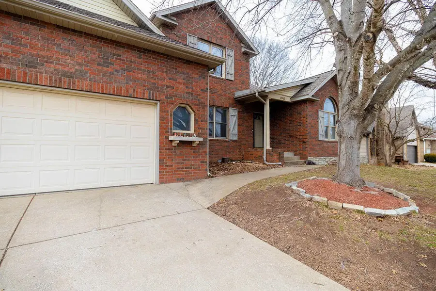 4907 S Buckingham Lane, Springfield, MO 65810 - #3