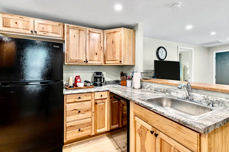 224 W Springfield Street, Aurora, MO 65605 - #2