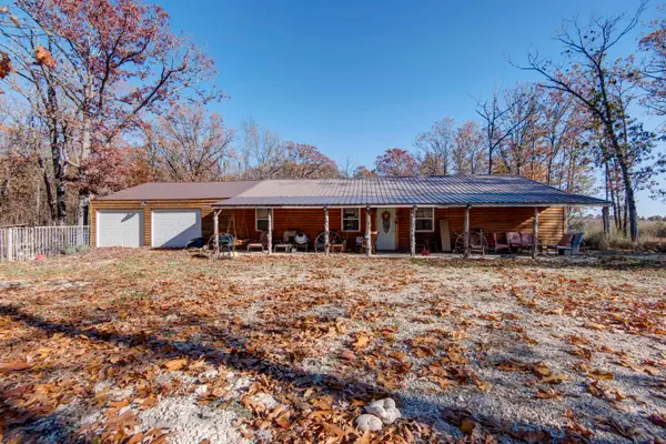 207 Royal Drive, Marshfield, MO 65706