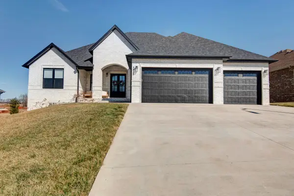 4835 E Silverado Road, Springfield, MO 65802