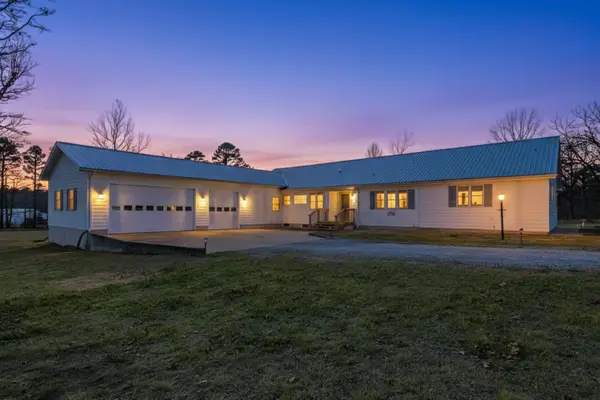 202 Maple Avenue, Licking, MO 65542