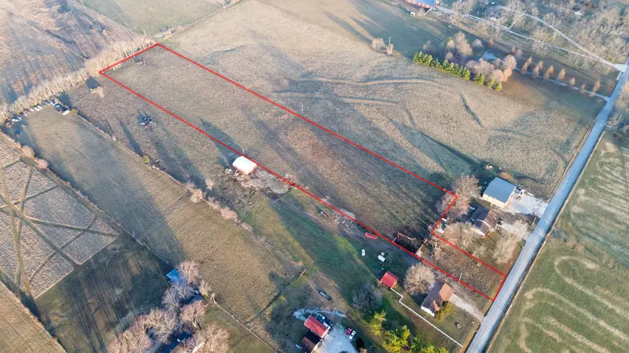 000 N Lemmon Avenue, Bolivar, MO 65613 - #2