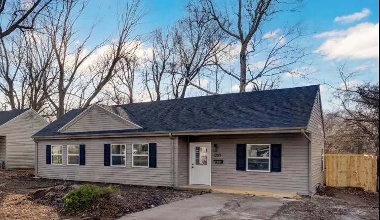 1259 S Willow Lane, Springfield, MO 65804 - #1