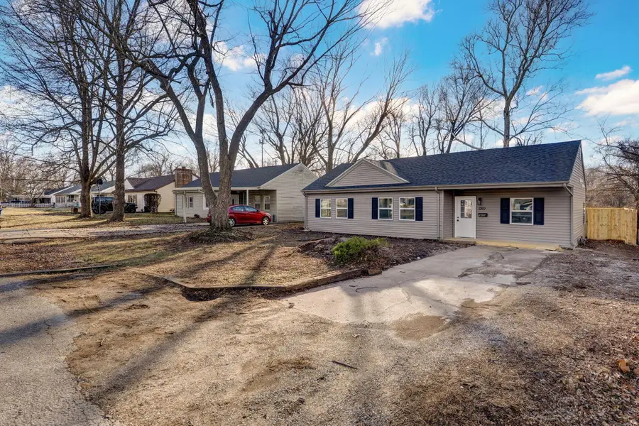 1259 S Willow Lane, Springfield, MO 65804 - #2