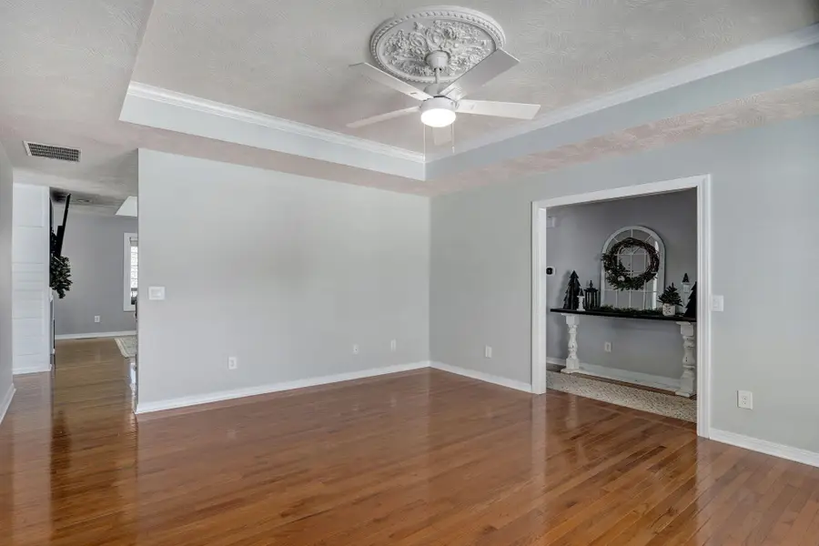 1824 S Oakmont Avenue, Springfield, MO 65809 - #3