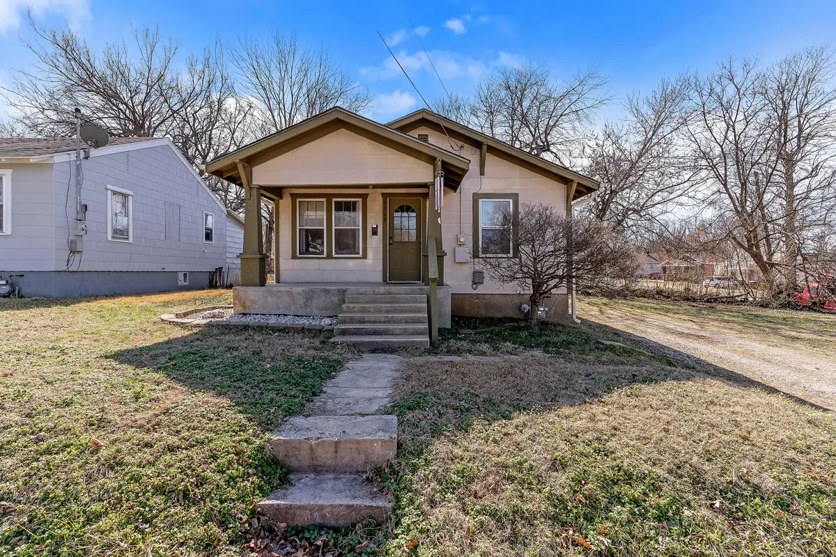 1328 W Elm Street, Springfield, MO 65806 - #1