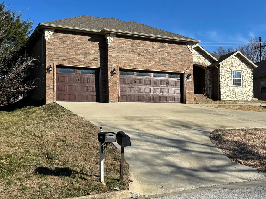 1516 S Essex Road, Springfield, MO 65809 - #3