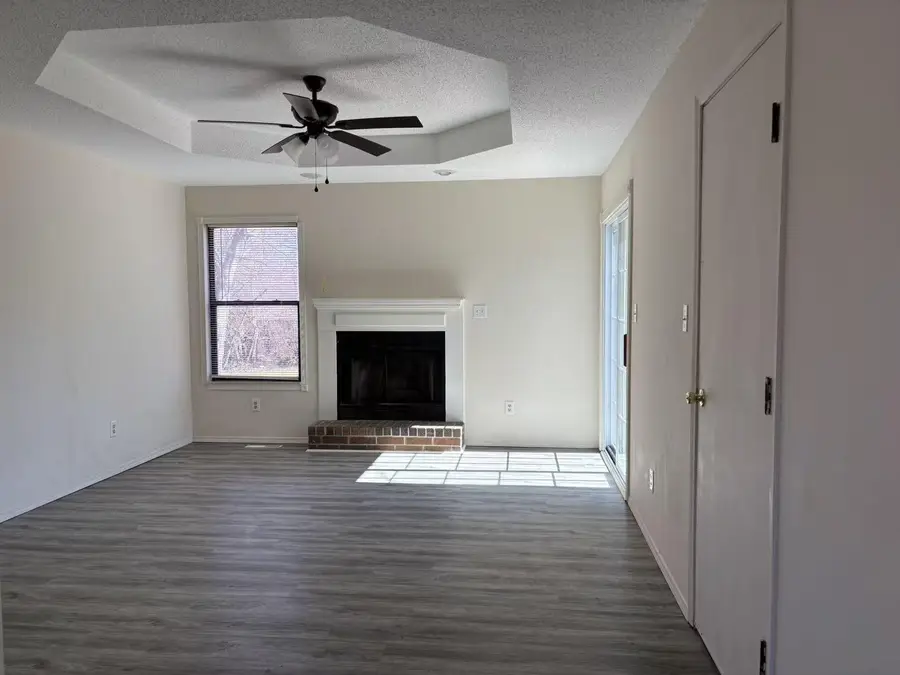 5726 S Ferguson Avenue, Springfield, MO 65810 - #2