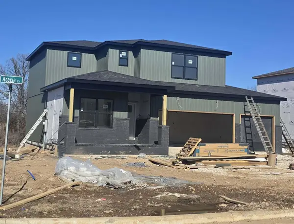 118 E Acacia Circle, Clever, MO 65631