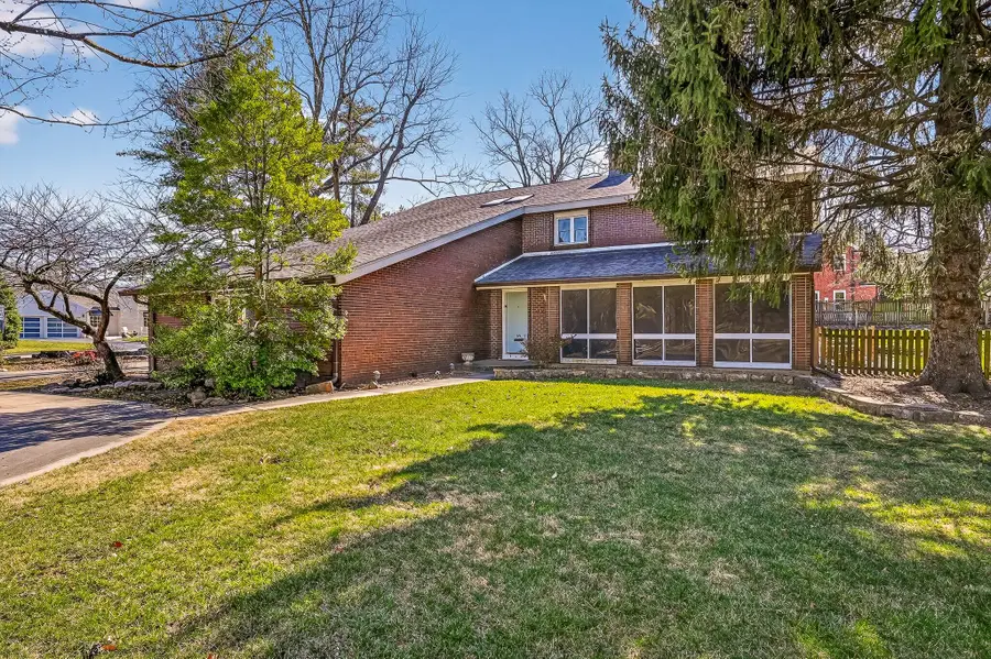 928 E Brookside Drive, Springfield, MO 65807 - #3