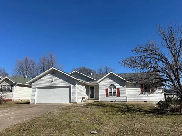 1819 Redbird Drive, Webb City, MO 64870