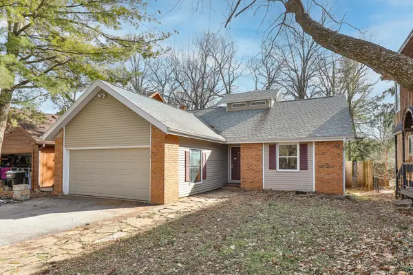 626 E 11th Street, Springfield, MO 65807
