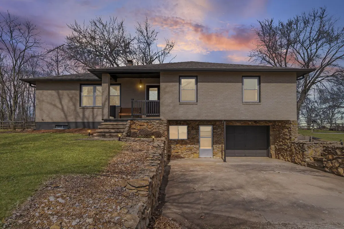 193 NW Hwy N, Clinton, MO 64735 - #1