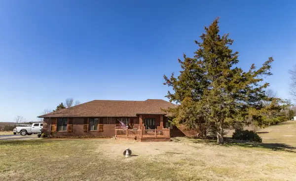 4303 N Willow Road, Ozark, MO 65721