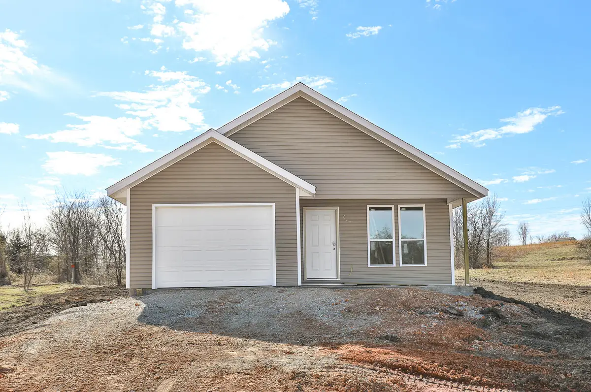 7902 Blockade Village N, Seligman, MO 65745 - #1